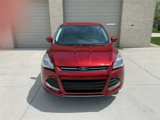 $4500 : 2014 Ford Escape SE image 1