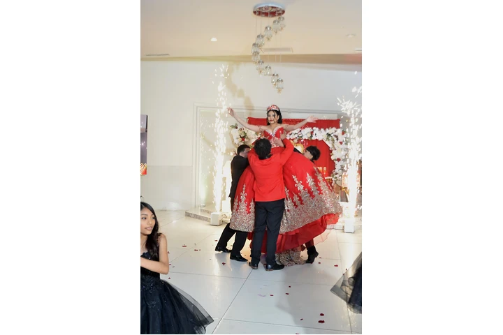 vals y Baile sorpresa image 3