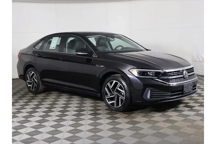 $20493 : Volkswagen Jetta 2022 SEL 4d image 2