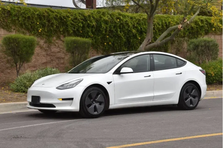 $25750 : 2023 Model 3 image 1