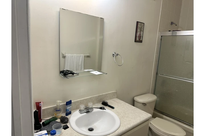 $1000 : Rento habitacion image 6