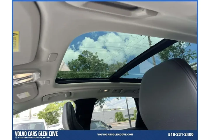 $37500 : Volvo XC60 2023 AWD B5 Plus image 9