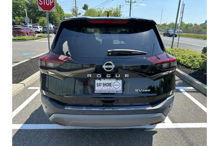 $19041 : Nissan Rogue 2022 AWD SV 4dr image 7