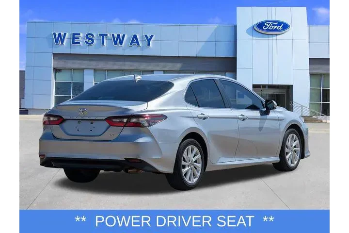 $19749 : Toyota Camry 2021 LE 4dr Sed image 3