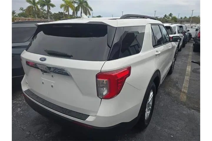 $21990 : Ford Explorer 2021 XLT 4dr S image 3