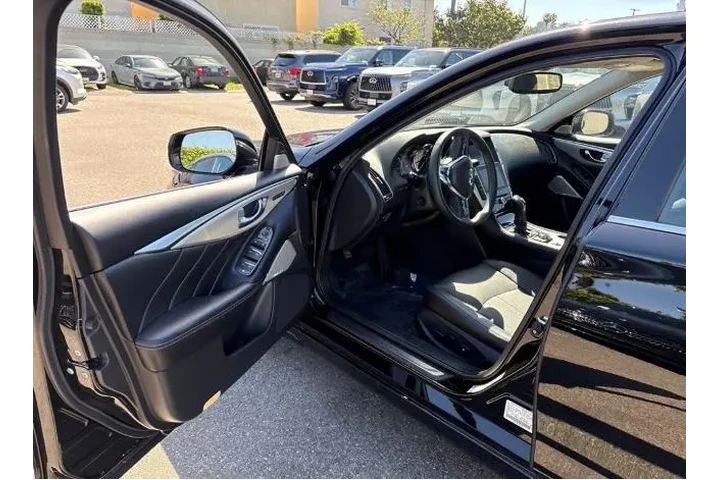 $35989 : INFINITI Q50 2023 Luxe 4dr S image 7