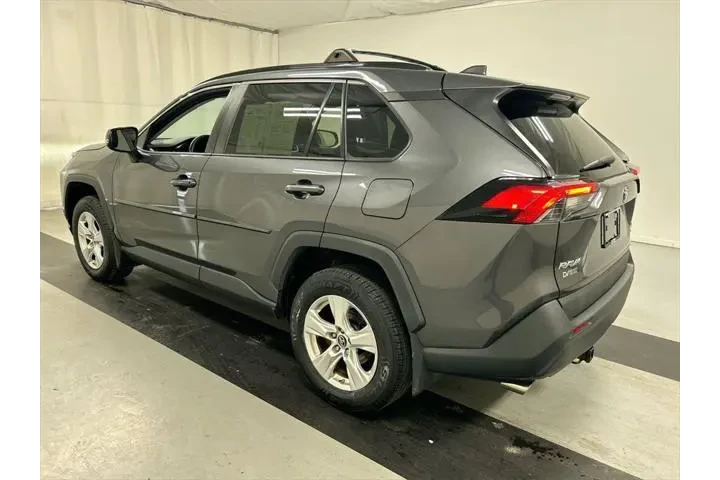$20211 : Toyota RAV4 2019 AWD XLE 4dr image 7