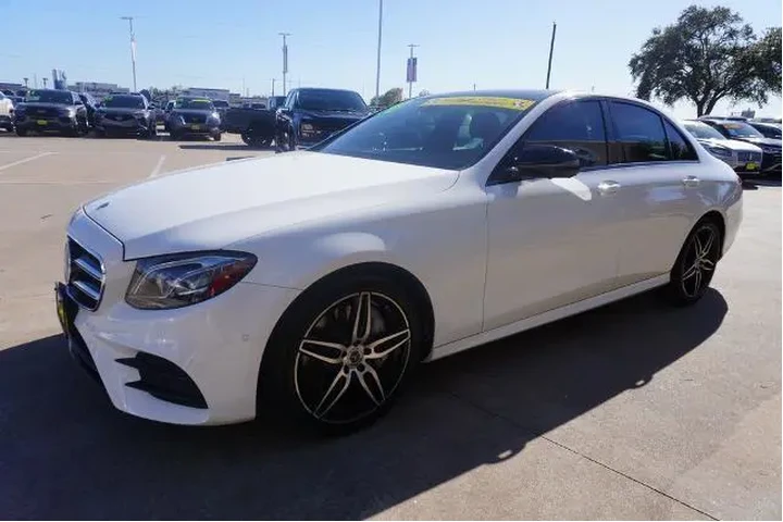 $32888 : Mercedes-Benz E-Class 2020 E image 3
