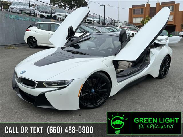 $74300 : Used 2019 i8 Roadster for sal image 1