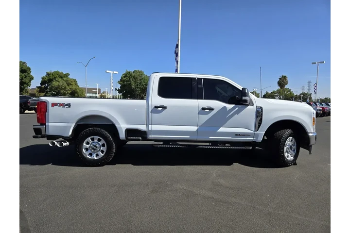 $56359 : Ford F-250 Super Duty 2024 4x4 image 3