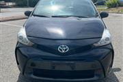 $8900 : Used 2016 Prius v 5dr Wgn Fiv thumbnail