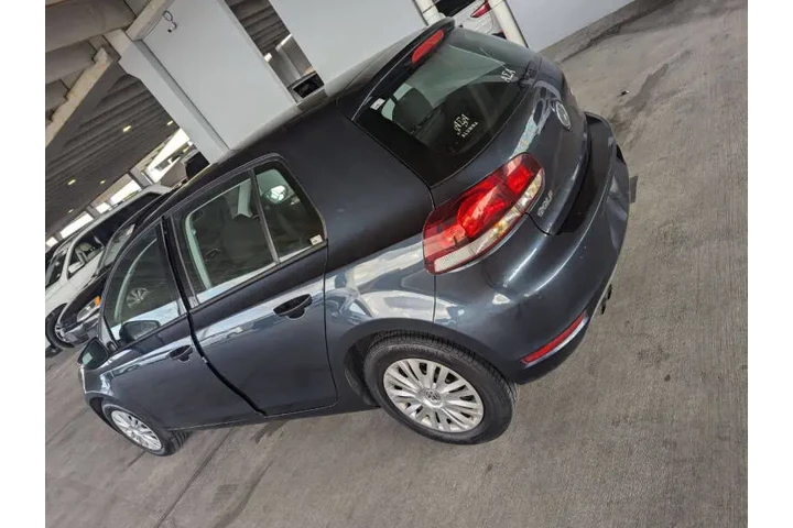 $8490 : 2014 Golf 2.5L PZEV image 6