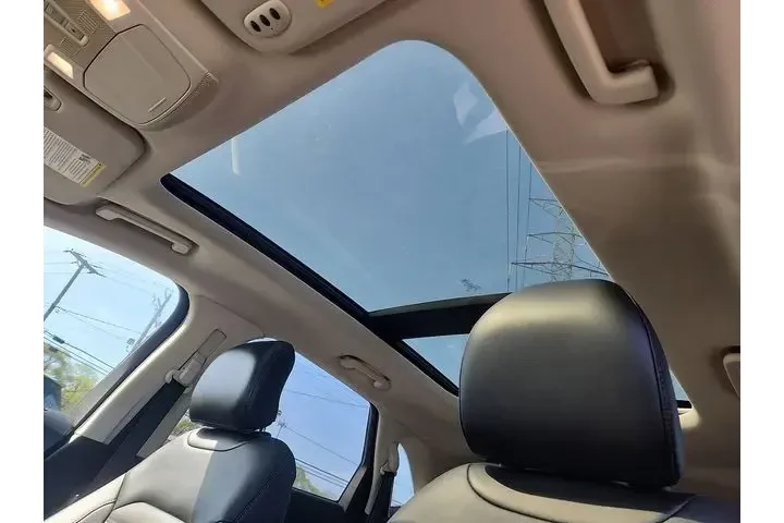 $10588 : Ford Edge 2017 AWD SEL 4dr C image 9