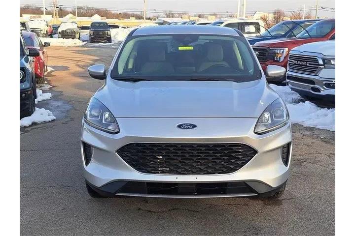 $17063 : Ford Escape 2020 AWD SE 4dr image 8