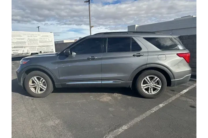 $23299 : Ford Explorer 2021 XLT 4dr S image 8