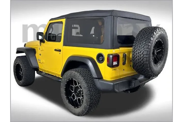 $27900 : Jeep Wrangler 2021 4x4 Sport image 10