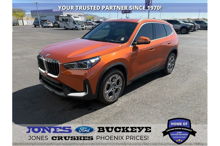 $31882 : BMW X1 2023 AWD xDrive28i 4d image 1