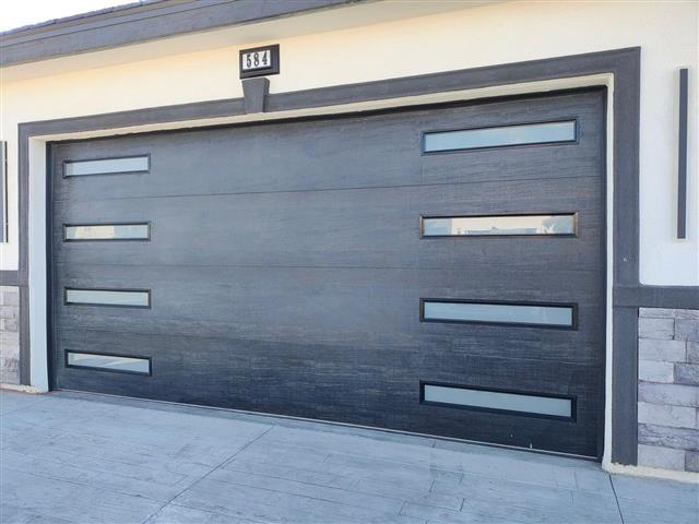 Garage door image 4