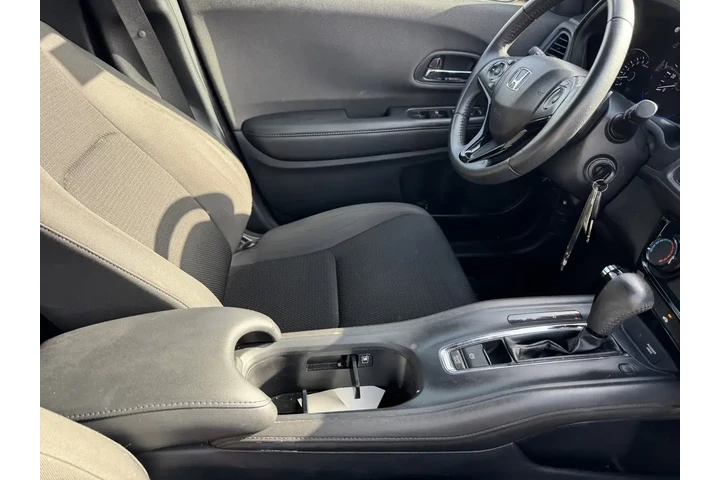 $19932 : Honda HR-V 2022 Sport 4dr Cr image 6