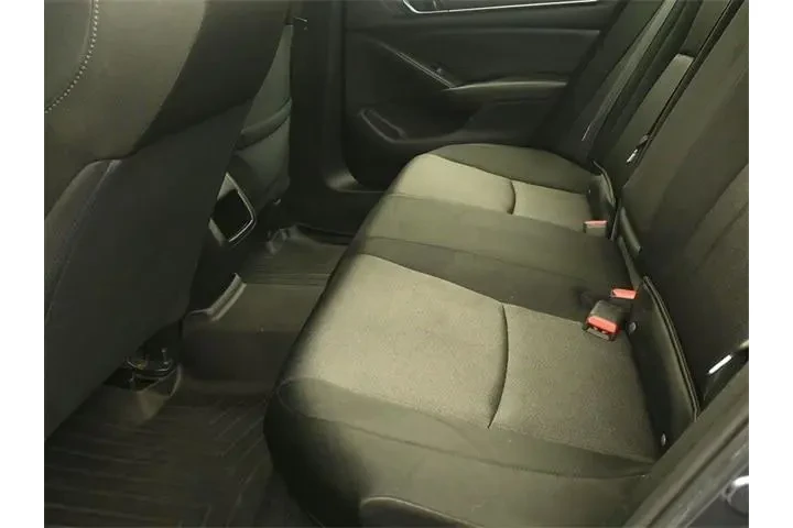 $19984 : Honda Accord 2020 LX 4dr Sed image 10