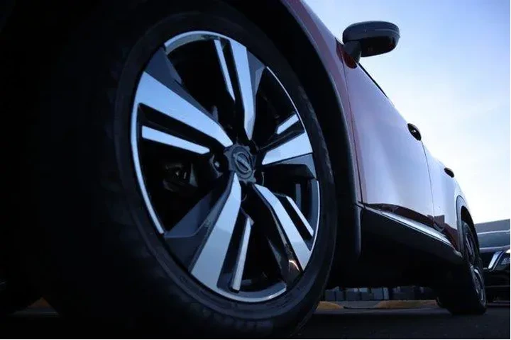 $30824 : Nissan Rogue 2023 AWD SL 4dr image 9