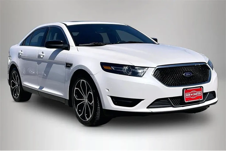 $24000 : Ford Taurus 2018 AWD SHO 4dr image 1