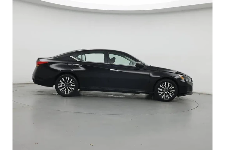 $21998 : Nissan Altima 2024 2.5 SV 4d image 7