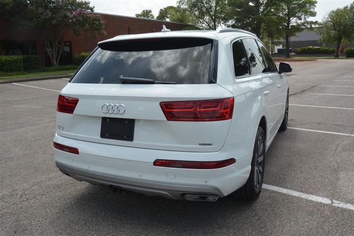 2019 Q7 quattro Premium 45 TF image 7