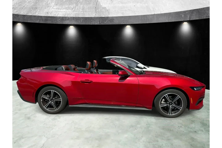 $28985 : Ford Mustang 2024 EcoBoost P image 2