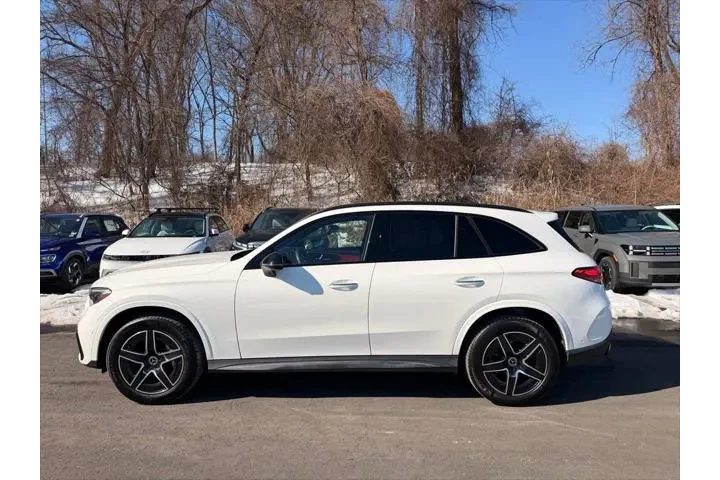 $35900 : Mercedes-Benz GLC 2023 AWD G image 7