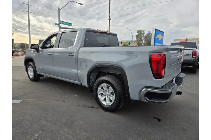 $30494 : GMC Sierra 1500 2024 4x2 SLE image 4