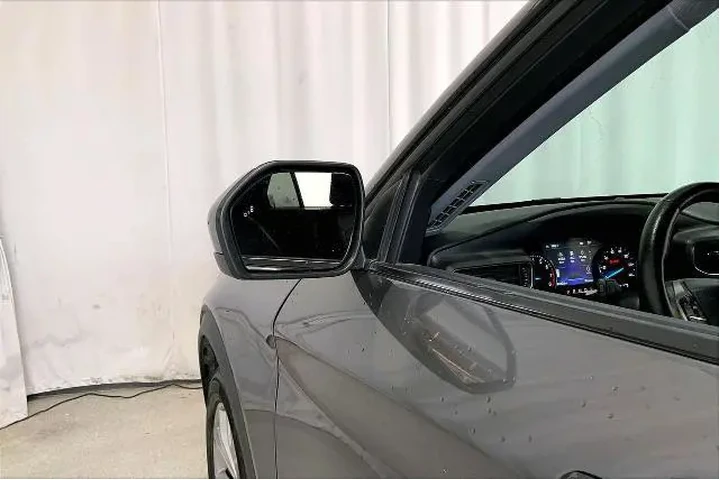 $26581 : Ford Explorer 2023 AWD Limit image 10