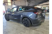 $34690 : Tesla Model Y 2025 Long Rang thumbnail