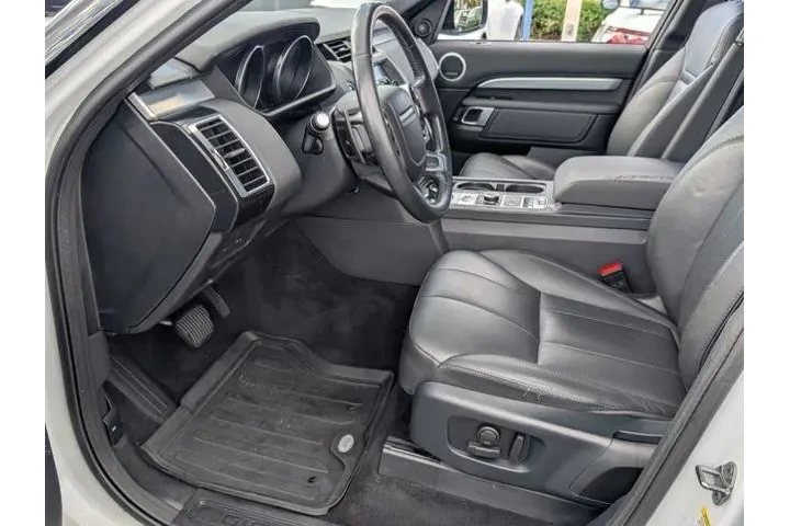 $22997 : Land Rover Discovery 2020 AW image 5