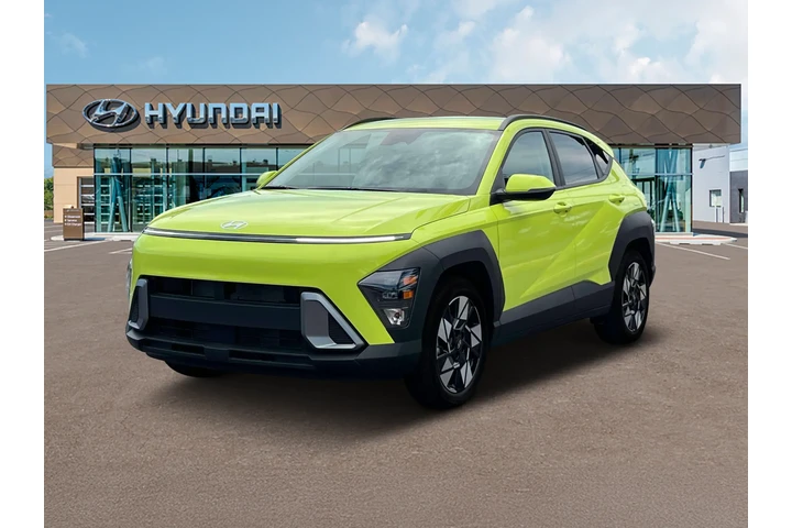 $17976 : Hyundai KONA 2024 SEL 4dr Cr image 1