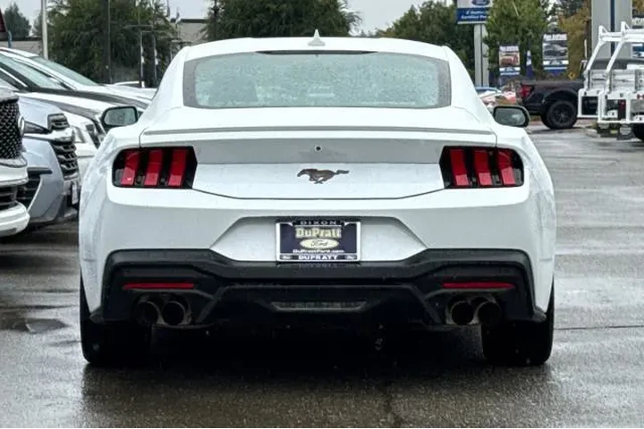 $40000 : Ford Mustang 2024 EcoBoost P image 5