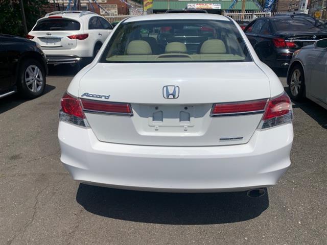 $12999 : Used 2012 Accord Sdn 4dr I4 A image 6
