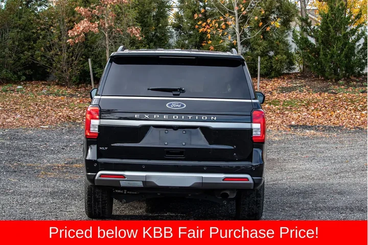 $34395 : Ford Expedition 2023 4x4 XLT image 7