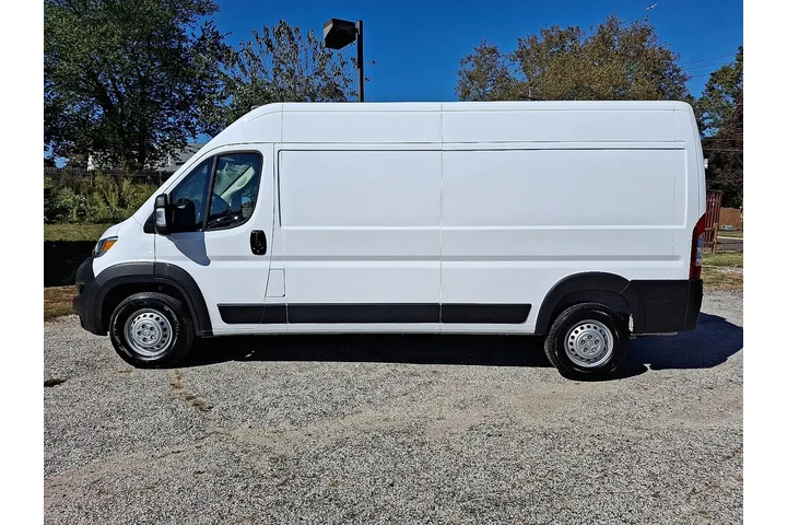$38455 : Ram ProMaster 2024 Tradesman image 2