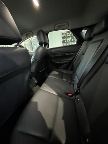 Mazda CX-30 Carbon Edition image 3
