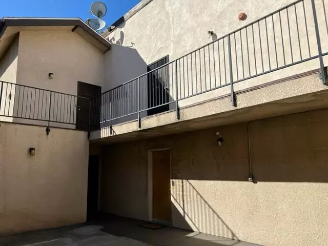 $1595 : Studio Apartment in Tujunga image 2