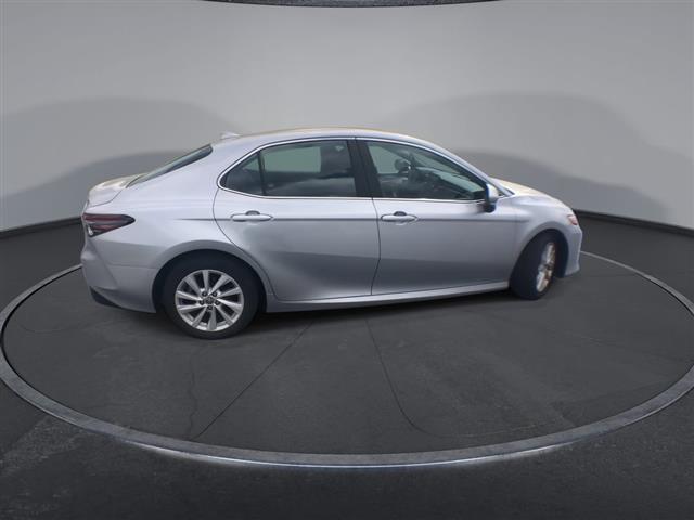 $23500 : PRE-OWNED 2021 TOYOTA CAMRY LE image 9