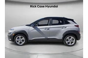 $19362 : Hyundai KONA 2023 AWD SEL 4d thumbnail