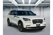 $39999 : Lincoln Aviator 2023 AWD Res thumbnail