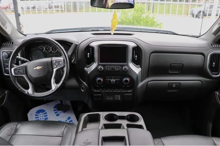 2020 Silverado 1500 image 2