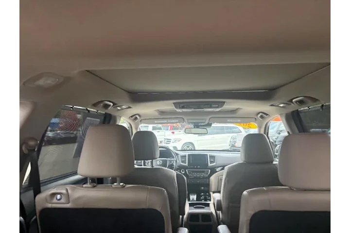 $13950 : 2016 Pilot Elite image 8