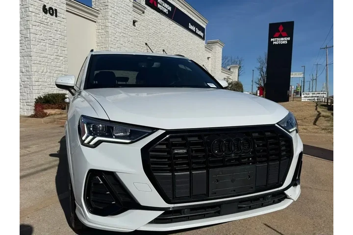 $26362 : Audi Q3 2023 AWD quattro S l image 3