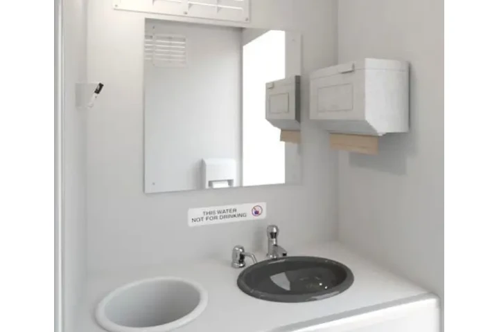 Renta De Baños Portátiles image 2