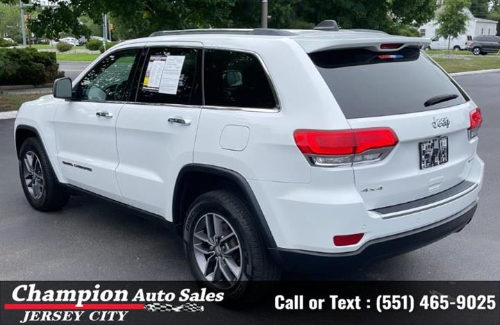 Used 2018 Grand Cherokee Limi image 6