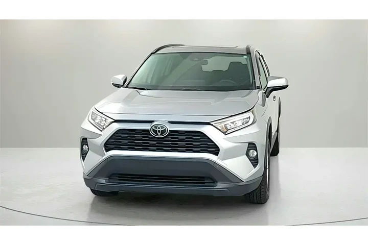 $26971 : Toyota RAV4 2021 AWD XLE 4dr image 10